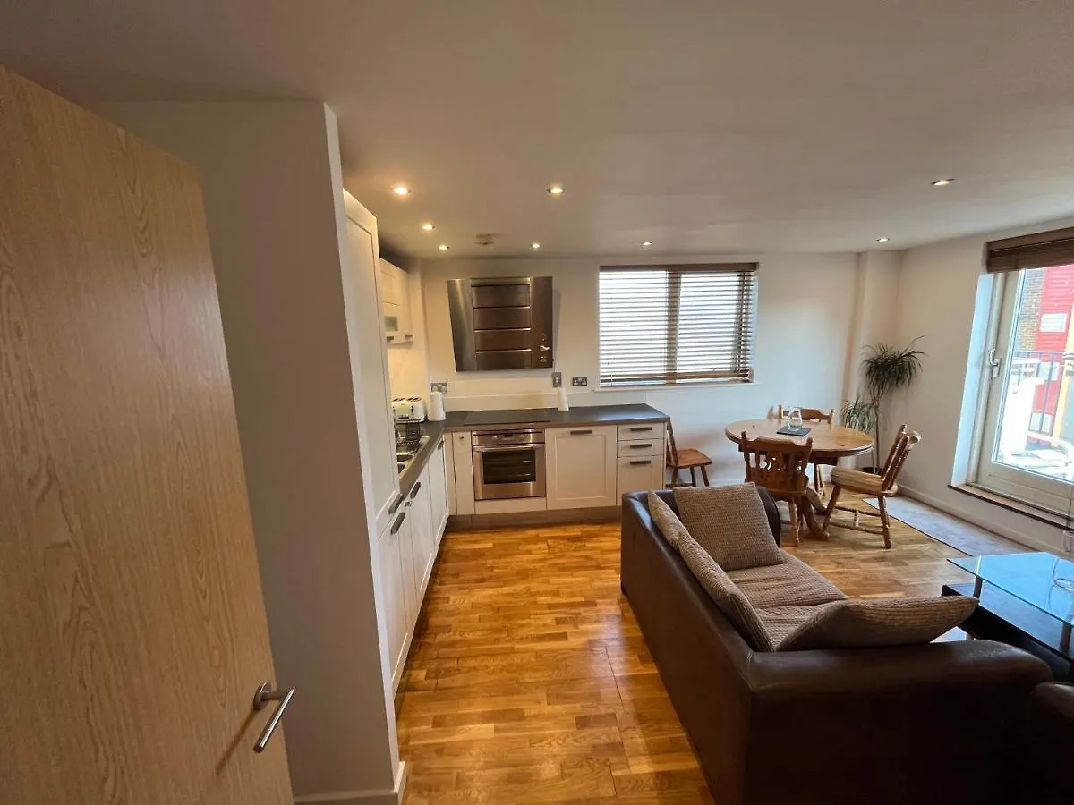 Avalon Apartment City Center Of Brighton & Hove